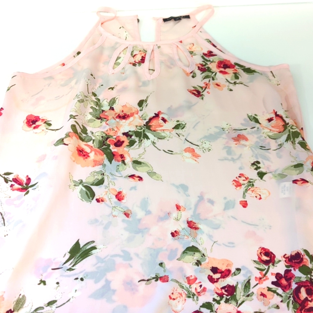 Women's Top